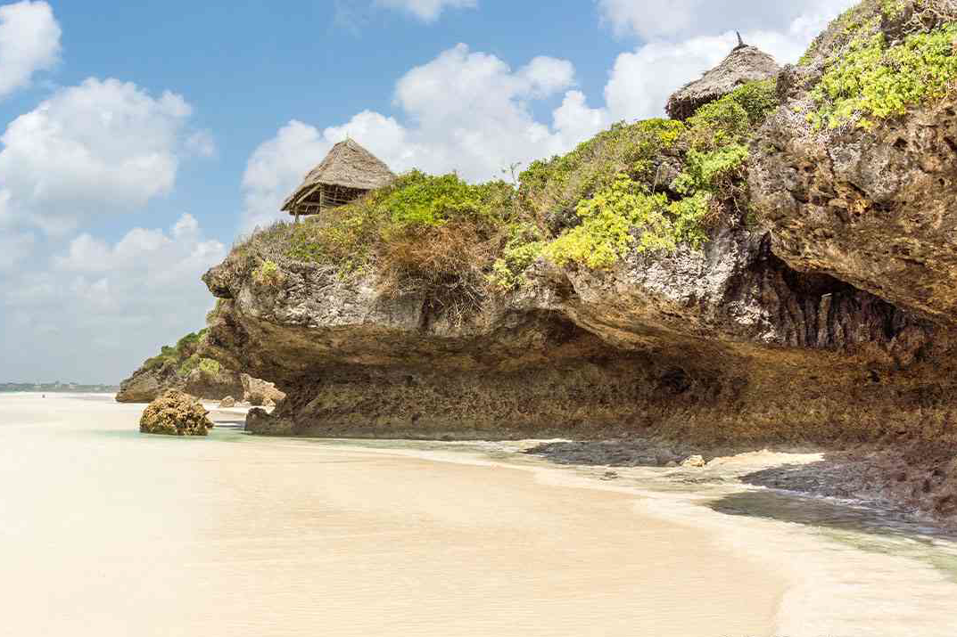 10 Top_10_Places_to_Visit_Along_the_Kenya_Coast BW 1600px_1